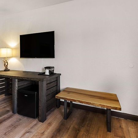 Travelodge By Wyndham Emlenton Buitenkant foto