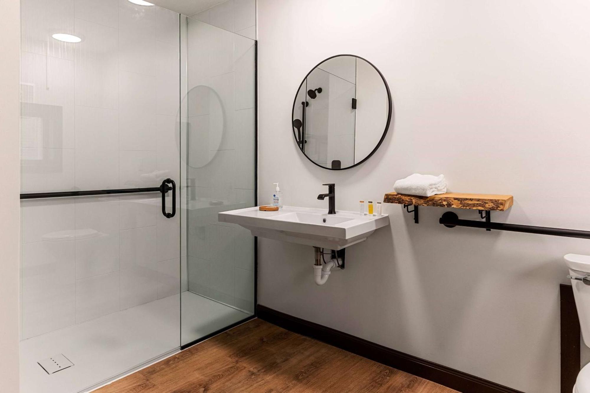 Travelodge By Wyndham Emlenton Buitenkant foto